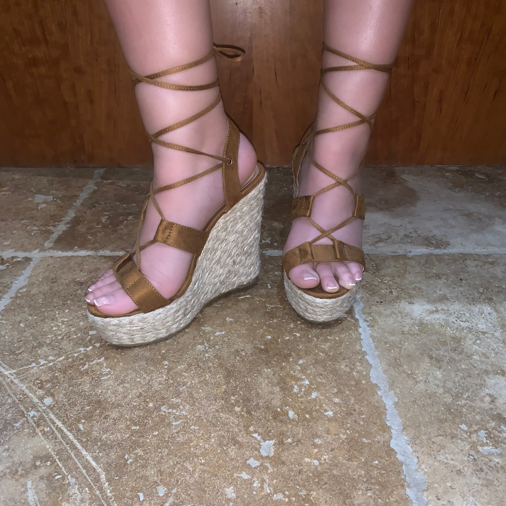 Size 8 Wedges